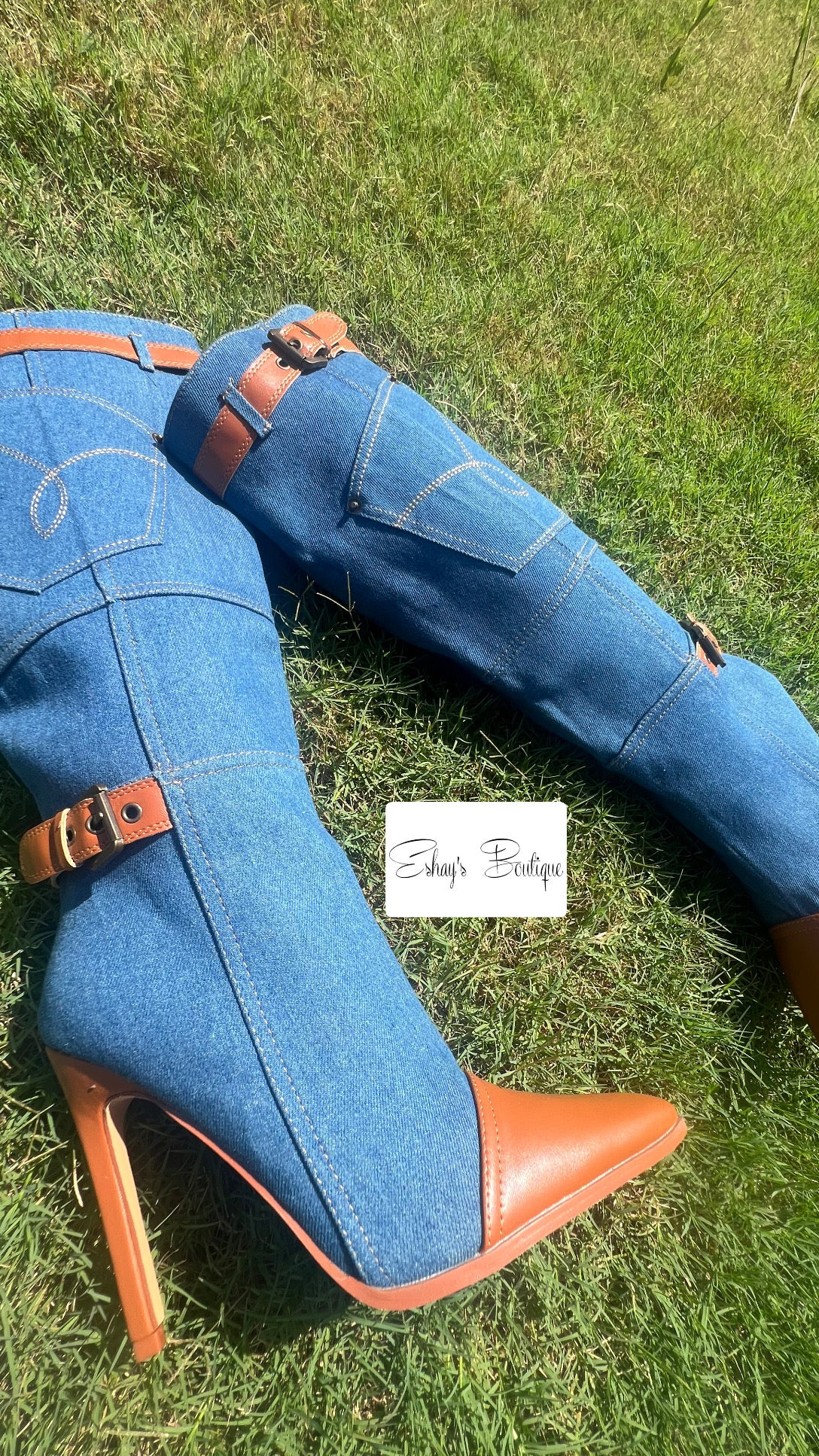 Around the way boots😍 DARK DENIM