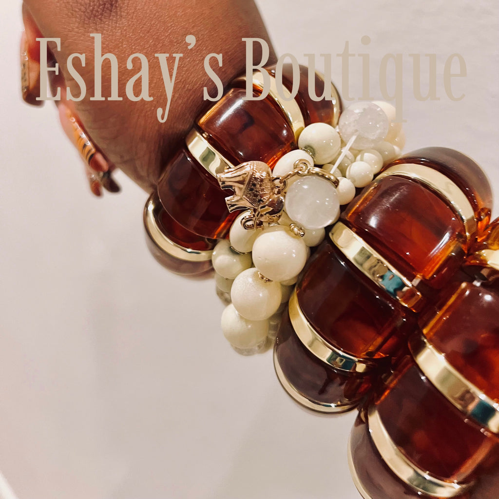 Cream bracelet set